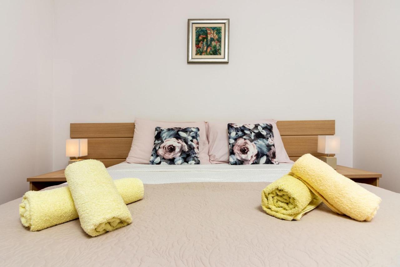 Apartment Mandalina House
